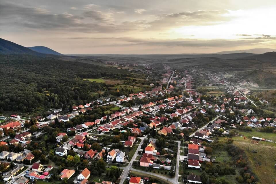 Felsőtárkány