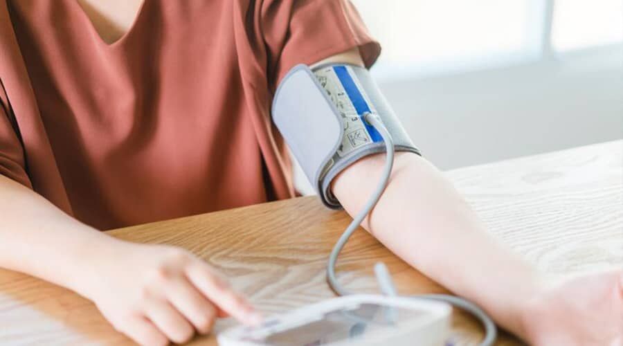 Alacsony vérnyomásra házilag, Hogyan lehet csökkenteni a magas vérnyomást egy kórházban