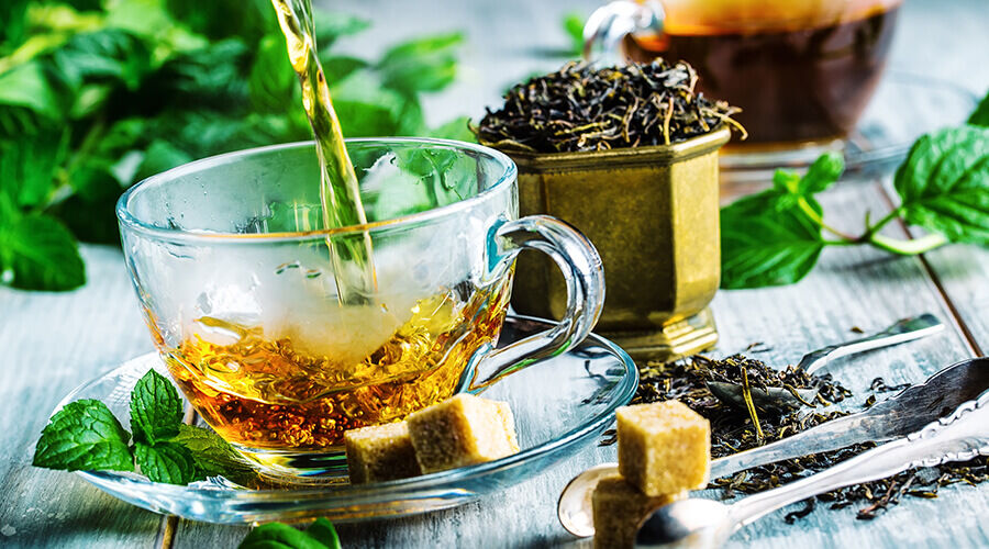 A gyógynövény teák természetes módon segítenek az egészségőrzésben.