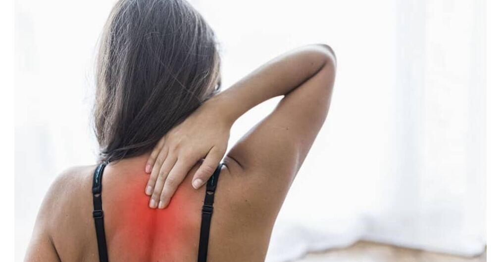 A háta közepe fáj? Ez lehet a megoldás