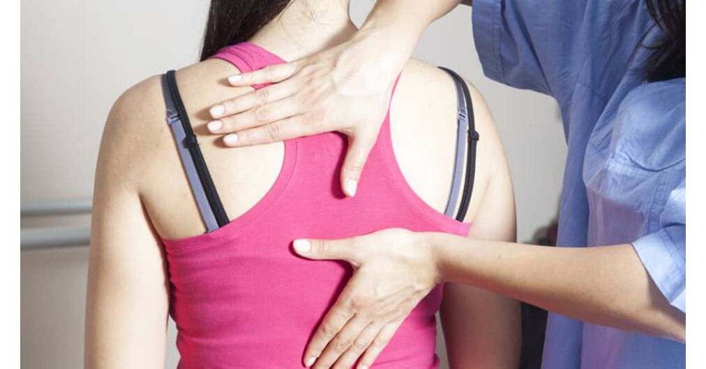 fájdalom a gerinc mentén mindkét oldalon ízületi gyulladás kezelése