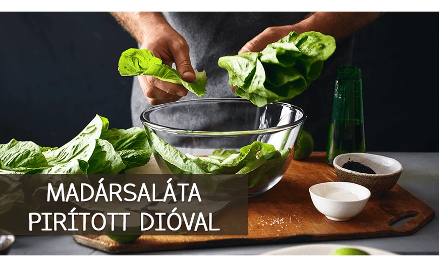 Madársaláta pirított dióval